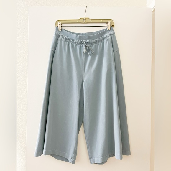 Lululemon Inner Glow Culotte in Washed Chambray - Picture 2 of 8